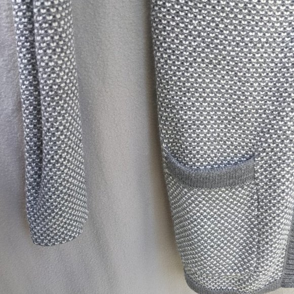 Cozy Gray Open Shawl Collar Sweater - Picture 4 of 4